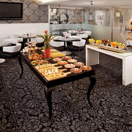 Hotel Colón Gran Meliá - The Leading Of The World