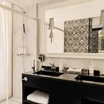 Colon, A Gran Melia - The Leading Of The World ホテル 5*