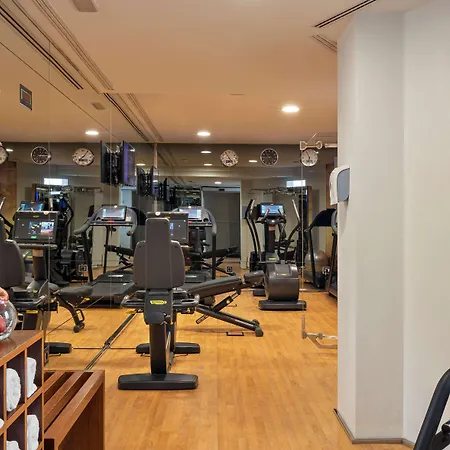 Colon Gran Melia - The Leading Of The World 5* סביליה
