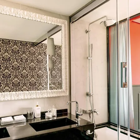 Colon Gran Melia - The Leading Of The World Hotel 5*