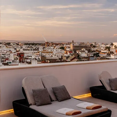 Hotel Colon Gran Melia - The Leading Of The World