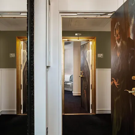 Отель Colon, A Gran Melia - The Leading Of The World Севилья